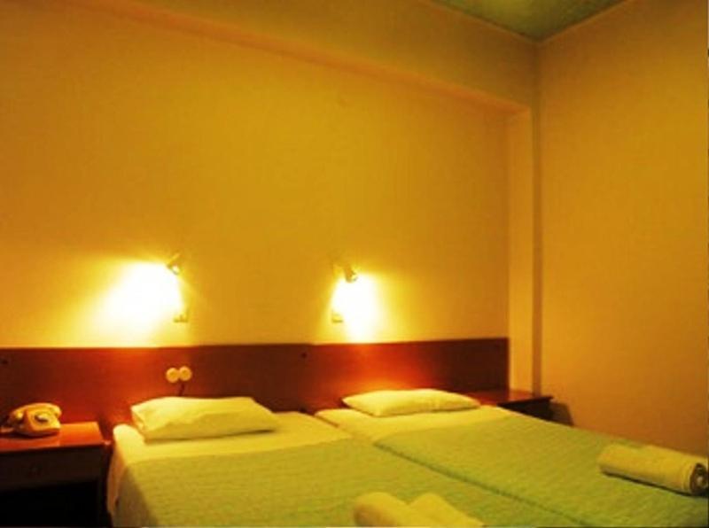 Hotel Kavouris Скопелос Стая снимка